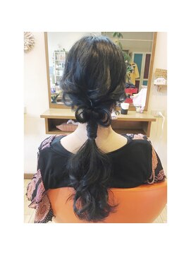キキ 美容室(KIKI) ローポニ★