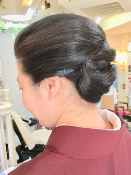 美容室 ティンカーベル 卒園式の母