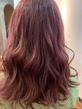 ナンバー デセオ 吉祥寺(N° deseo) 20代30代40代50代ナチュラル小顔カットくすみピンク切りっぱなし