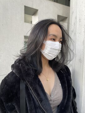 リバレッジ 広尾(Leverage) 外国人フェイスレイヤーヘア【広尾、恵比寿】担当：東田