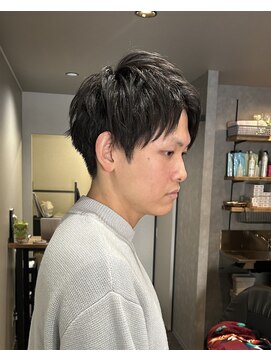 シュルムデイズ(surume daiz) 刈り上げなし × シンプルショート