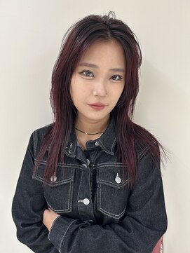 オルカ(orca) 【nanami】レッドカラー / 立体感のあるレイヤーカット