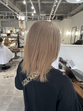 ホリー(HOLLY) ミルキーベージュ