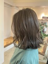 大須賀美容室 けやき通り店&nbsp;オリーブベージュ・ミディアムスタイル