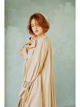 エクファ ヘア オリジン(ex-fa hair origin) 黒髪カタロググレーベージュレイヤーロングアッシュカラー