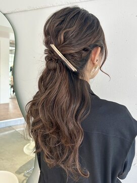 ミンティング(MINTing) 大人のヘアアレンジ/恵比寿