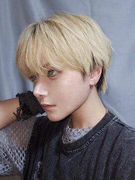 ナチュラル 渋谷(NATURAL) フェザーパーマ/スパイキーショート/サーフカール[メンズ/渋谷]