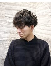 トリム 渋谷(trim.) 無造作マッシュパーマ[フェザーパーマ/刈り上げセンターパート]