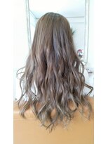 クロシェットヘアデザイン イルミナカラーブルーベージュ