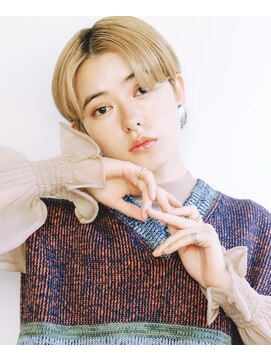 ダナエ(Danae) 【銀座】センターパート×グラデーションショート