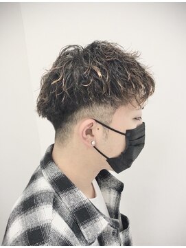 ヘアポジション 大曲北店 HAIR Position 刈り上げマッシュ／ツイストスパイラル