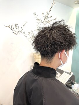 ロミーオム 本厚木(ROMMY. Homme) ツイストパーマで簡単セット