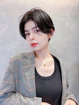 トルネード(TORNADO) 大人ショート 前下がり ハンサム 刈り上げ 前髪なし K1105