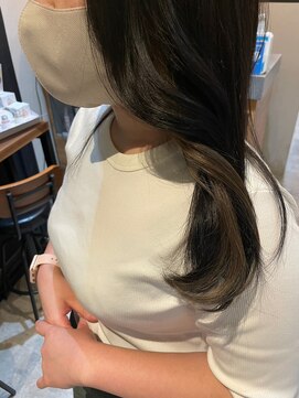 ナンバー ジルバ 立川(N° jillva) 大人かわいい美髪/こなれミディ/ペールベージュ