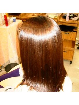 ハッピーオレンジライフサロン アヴァンタージュ Happy Orange Life Salon シルクストレート艶髪ミディアム