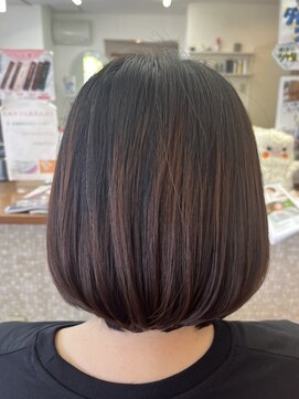 ラズープリット 内巻きボブ