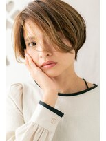 カバーヘア ブリス 大宮西口(COVER HAIR bliss)&nbsp;アシンメトリー大人ハイライトひし形ショートボブY大宮20代30代