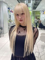 ノラ シンディ(NORA CYNDY)&nbsp;抜きっぱなしブロンド ロングヘアー