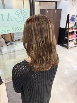 アイズ 本厚木(AIZU) 白髪ぼかしハイライト