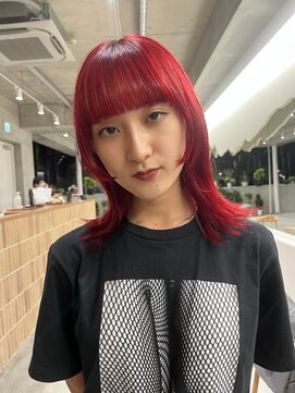 サロウィン 新潟万代店(SALOWIN) ウルフカット　レッドカラー