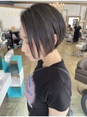 大人可愛いショートボブ白髪ぼかし20代30代40代/大分