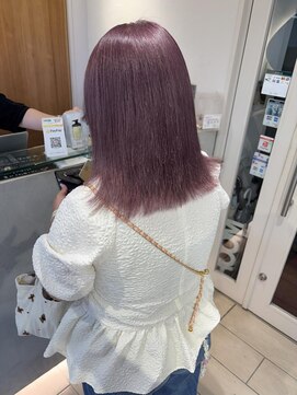 テトラ バイ ネオリーブ 横浜西口店(tetra by neolive) ラベンダー ハイトーン ケアブリーチ 切りっぱなし 横浜★