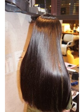 ヘアーエゴブラック(Hair EG-O Black+1) 美髪ストレート