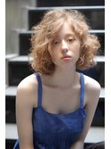 ワンレンボブにクルクルパーマ♪藤沢　ハイトーンオシャレ感