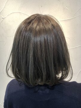 ネオリーブアオバ 高田馬場店(Neolive aoba) 内巻きボブ　アディクシー ブルーアッシュ