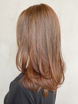 アイティー バイ アルバム 浦和店(IT by ALBUM) ベージュロング_ウェーブパーマフォギーベージュ耳かけ_ba295061
