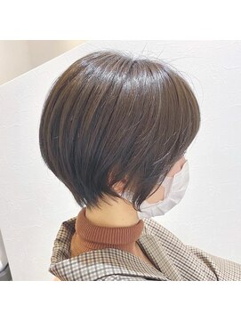 エマヘアーアアトリエ(Emma hair Atelier) "くびれショート"【Emma川村】
