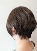 クセ毛活かしふんわりショート