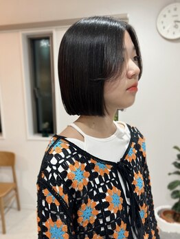 カミベヤ(KAMIBEYA)の写真/女性Stylistによる骨格/髪質など計算し尽くされたデザインカットをご提案◎おくれ毛アレンジも大人気★