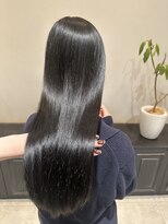 リー 十三(Lee)&nbsp;【Lee十三hana】髪質改善