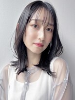 くびれミディアム×黒髪*レイヤーカット*ミディアムヘア*面長