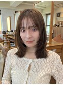 ミディアム　フェイスレイヤー　顔周り　似合わせ　小顔　前髪