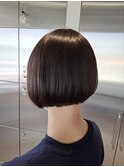 秋の透明感暗めカラー◎丸みボブで小顔見せ20代30代