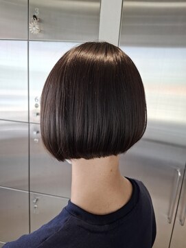 オーガニック リブ 川越(organic+live) 秋の透明感暗めカラー◎丸みボブで小顔見せ20代30代