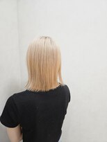 ネクサス NEXUS&nbsp;透明感たっぷり。ホワイトミルクティーカラー×ボブ