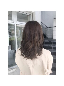 ナトゥーラ 星ヶ丘店(Natura) エアグレージュ