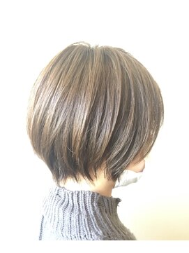 サハラヘアー(Sahara hair) シンプルショート