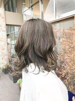 リムヘアーズボウグループ(Rim hairs BEAU group) ミディアムレイヤー×カーキグレージュ