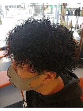 メッサラフィナート 門前仲町(MESSA Raffinato) 【刈り上げ】×【ツイストパーマ】