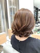 ステアケース 武蔵小杉店(stair:case) ボブ~ミディアム コテ巻きパーマ 30代40代50代