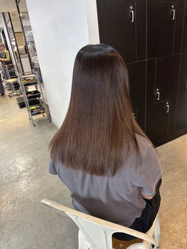 サクラ 岐阜(SAKURA) 美髪矯正ならコテで簡単に巻くことができます!