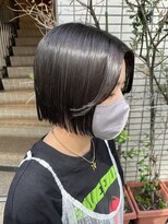 シェリ(Cheri)&nbsp;ぱつっとボブとブルーグレージュカラー