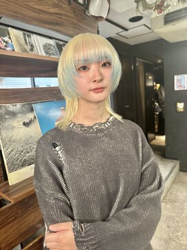 バトー(bAteAu) ウルフカット　デザインカラー