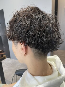 リタ(RITA) 波巻きパーマ