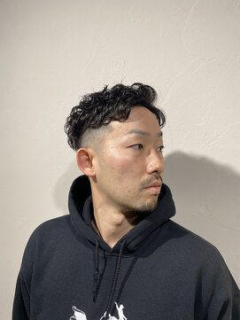 レンゲン(LENGEN) メンズパーマフェードバーバーツイスト理容室カット