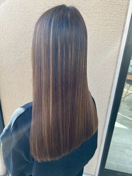 ヌク(Nuku.) 髪質改善＿ハイライト＿カラー